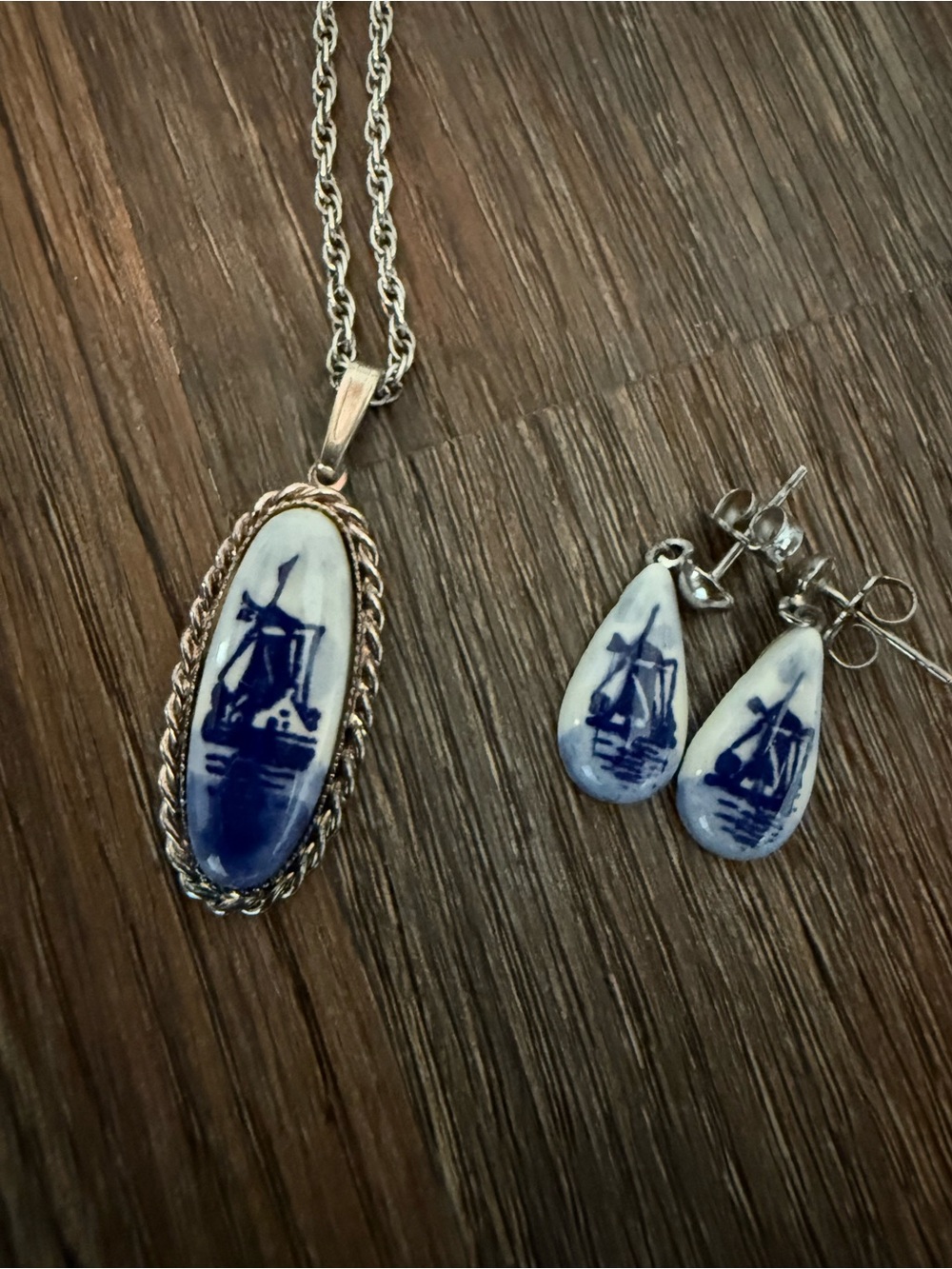 Vintage Blue and White Porcelain Pendant Necklace with Matching Earrings